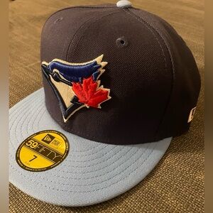 NWT - Size 7 59FIFTY Fitted Navy and Powder Blue Jays Alt 4 Hat